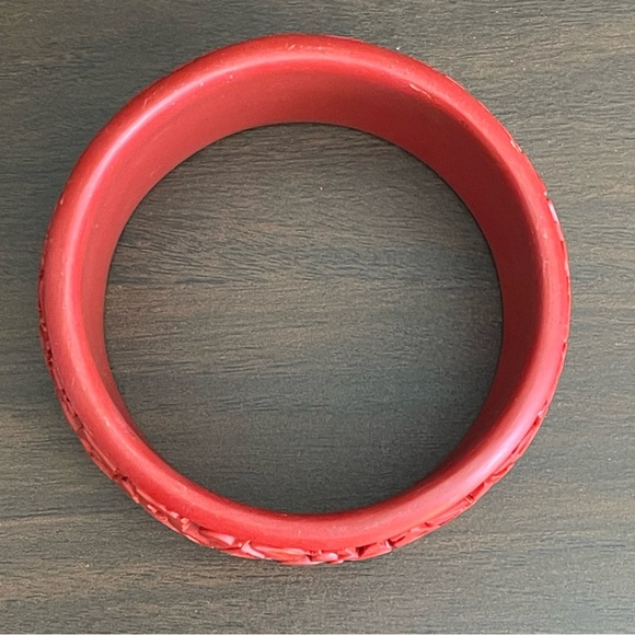 Faux cinnabar Bangle. - Picture 10 of 10